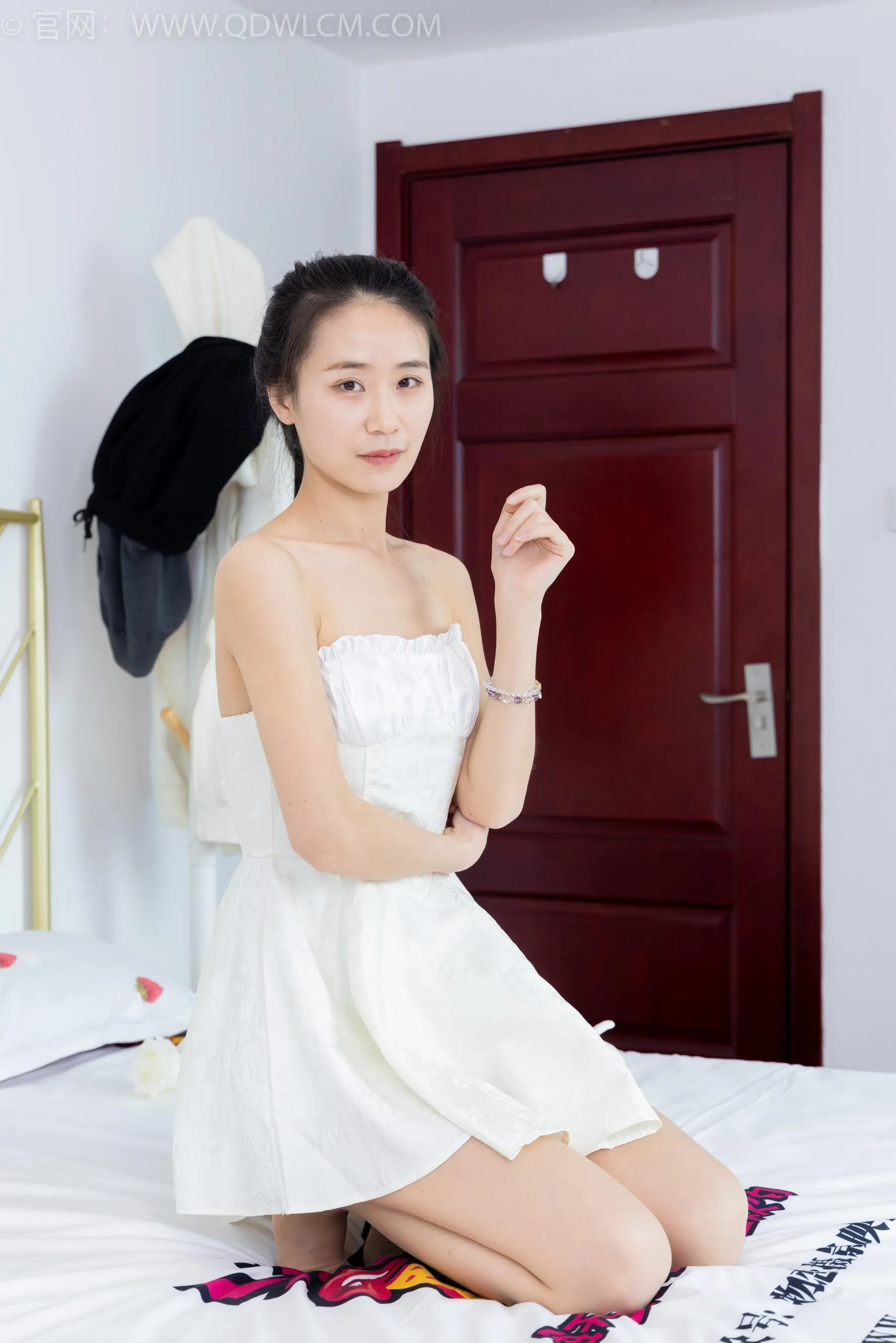 物恋传媒 NO.1540 菜菜-空谷悠兰 [151P]插图4
